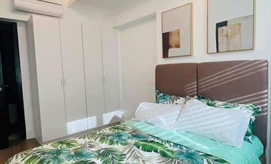 FOR SALE: THE VERANDA ARCA SOUTH