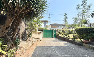 1,124sqm 2-Storey House with 7BR & 15-Car Garage FOR SALE in New Manila, Quezon City