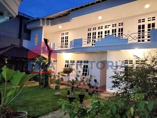 Rumah Kos + Rumah Huni di Kepanjenkidul Blitar Bagus Terawat 900m dari Kampus 3 UM 400m dari Masjid Agung Kos Aktif dan Terisi