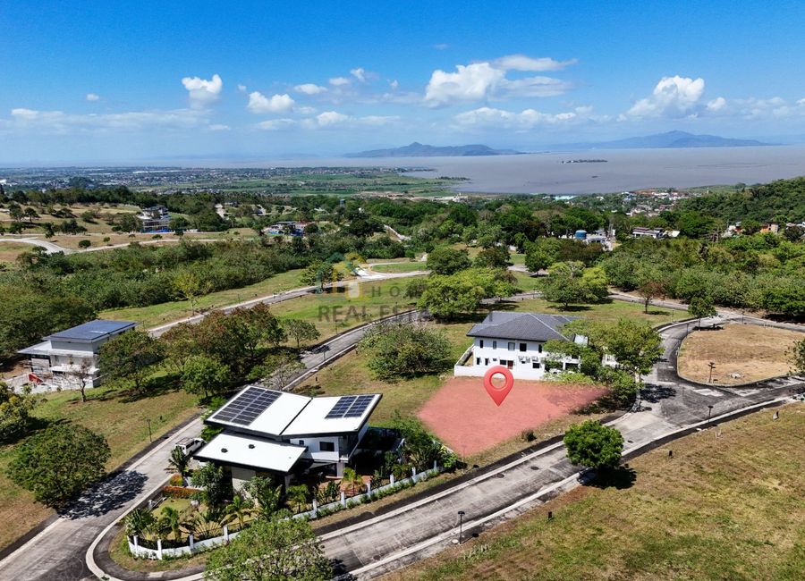 Spine Road, Ayala Greenfield Estates, Maunong, Calamba, Laguna