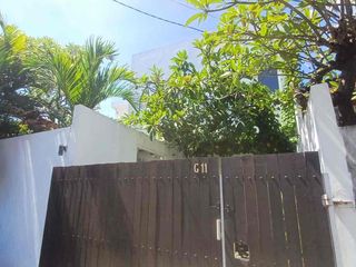 Rumah semi Villa gununh soputan denpasar dekat seminyak