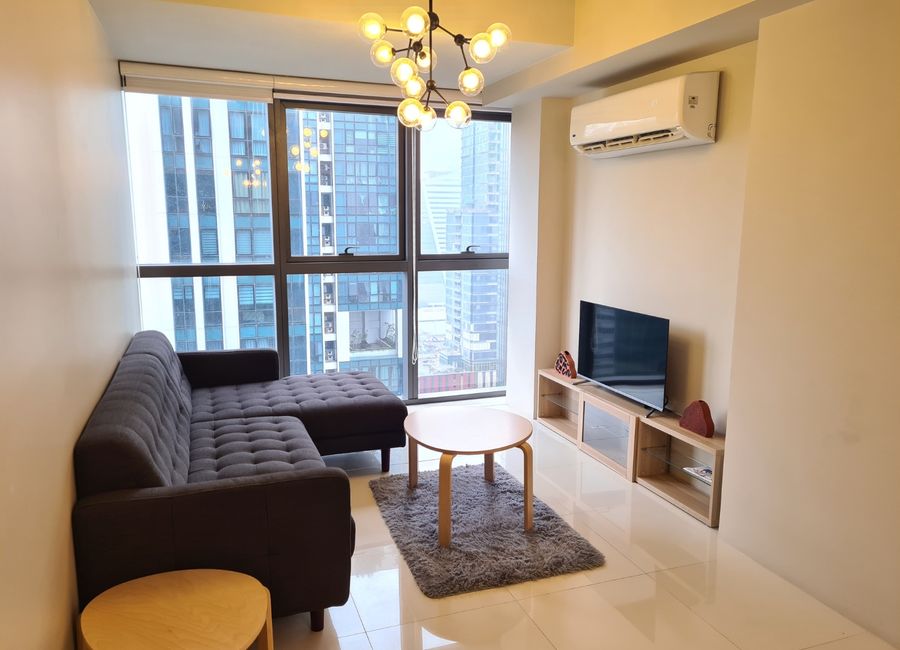 uptown Ritz Bgc Taguig Condo For Sale 2 Bedroom with Parking Furnished ...