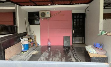 Dijual rumah di Kavling Kejaksaan, Karang Tengah, Tangerang