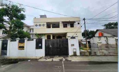 Dilelang rumah luas tanah 823m2 di jl. Diesel kel. lebak bulus, cilandak, jakarta selatan