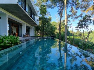 Stunning 4 Bedrooms Villa Surrounded by Nature