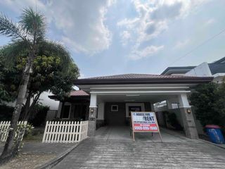 Bungalow 3 bedroom house with swimming pool near Clark