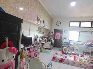 dijual rumah 2,5 lt di taman cibodas