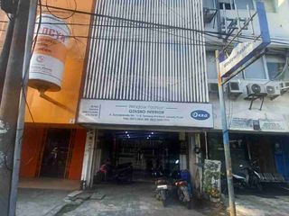 Ruko 3 Lamtai Harga Miring Siap Pakai