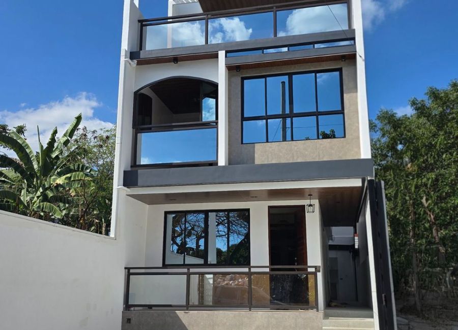 Kamatuan Street, Banker's Village, Santa Cruz, Antipolo, Rizal
