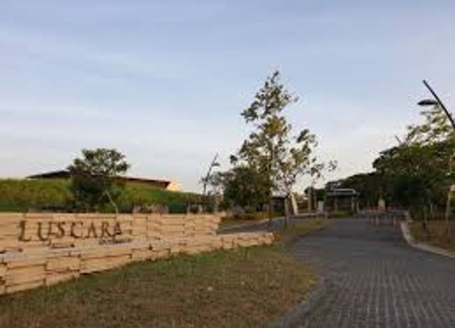 Luscara, Canlubang, Calamba, Laguna image 3