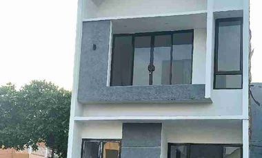 Dijual Rumah Cantik Strategis Siap Huni Dekat Masjid Jami Darussalam Kayu Gede 2 Paku Jaya One Gate System