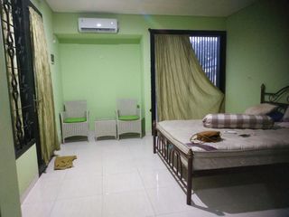 Di Sewakan Rumah Luas Semi Furnish di Pancoran Mas DEPOK