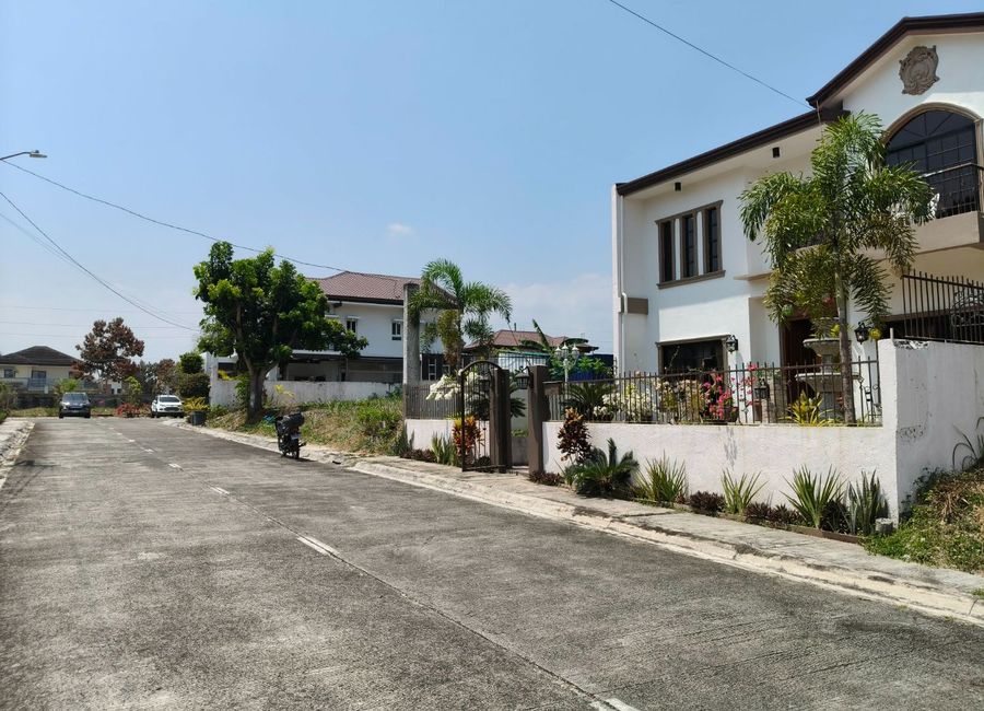 Novelia Street, Santo Domingo, Santa Rosa, Laguna