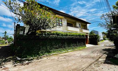 dijual villa 4 bedroom dipurigading jimbaran Badung Bali