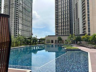 Apartments for rush sale in Mandani Bay, Mandaue City Cebu