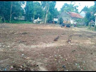 Di jual tanah