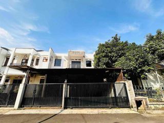 Rumah dekat Mrt luas 190 langka dalam komplek Cirendeu, Tangsel