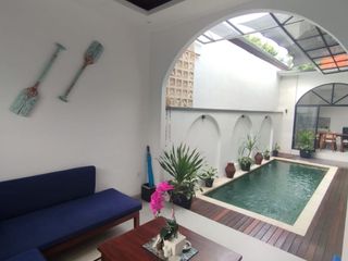 Dijual / disewakan Villa 1 lantai 2 BR minimalis modern