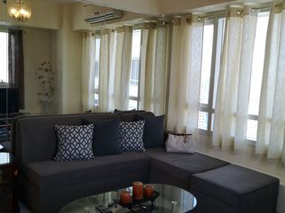 Fully furnished 2BR Loft Condo with Parking for Sale in The Columns, Makati