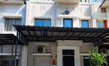 Rumah Green Mansion Jakbar 6x15 90m2 3+1KT Semi Furnish Bisa KPR