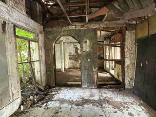 Rumah itung tanah di sewakan lokasi ok to usaha
