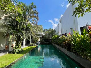 Villa For Sale in Tumbak Bayuh