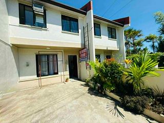 SUBDIVISION HOUSE AND LOT FOR SALE ID 15122