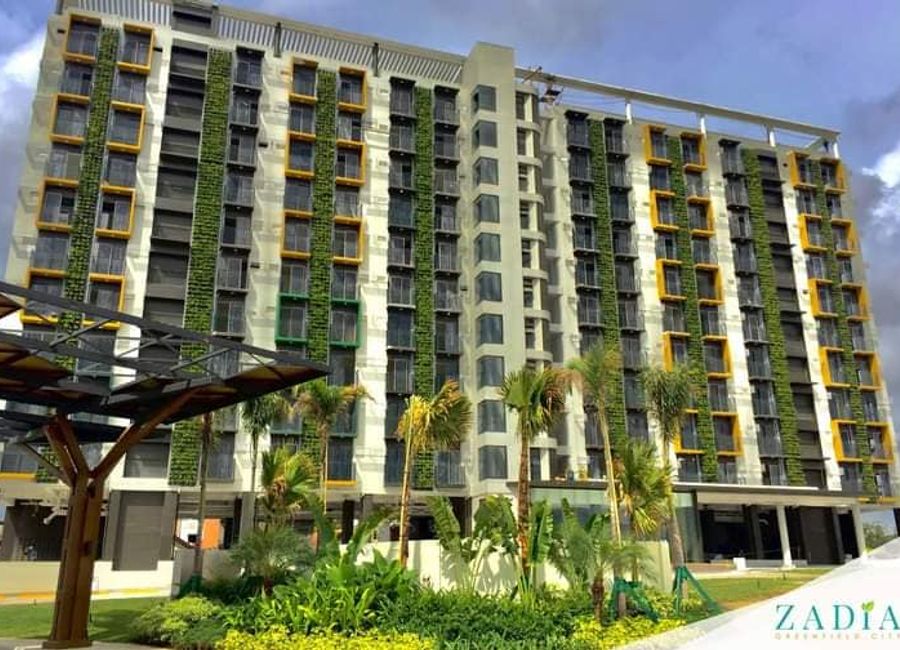 Grasslands Drive, Santo Domingo, Santa Rosa, Laguna