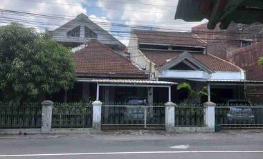Rumah Tengah Kota Solo Dekat RS Kasih Ibu