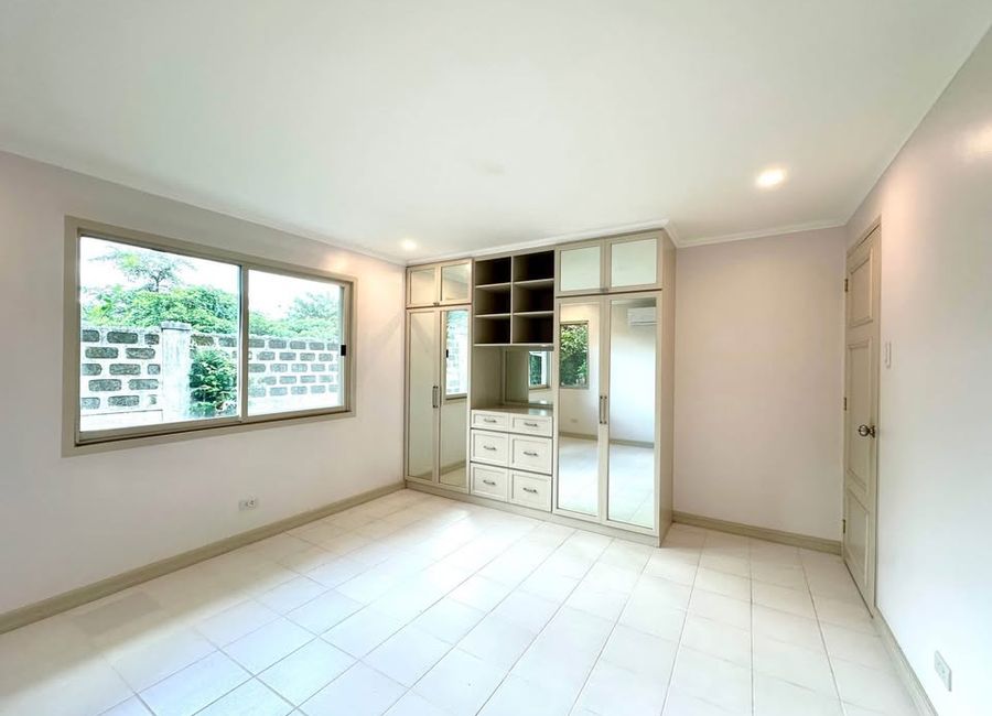 First Avenue, Beverly Hills, Dolores, Taytay, Rizal image 3