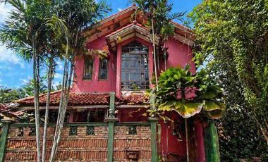 Rumah Etnik Komplek Favorite Cinere Harga terbaik