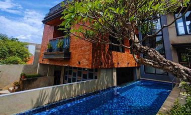 Rumah bagus dan unik di Cipinang