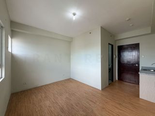Affordable Studio Unit in Lahug Mivesa Garden Residences near JY Square Mall Cebu I.T. Park