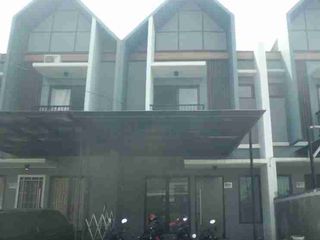 RUMAH MEWAH PERUMAHAN HARVEST CITY  SETU BEKASI