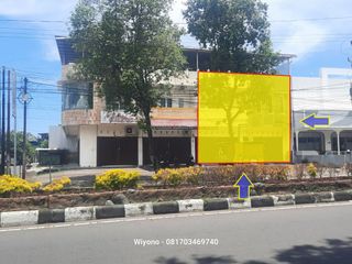 Ruko di Kota Mataram Lombok Berdampingan dengan FORE Coffee, ERHA Clinic dan Mie Gacoan serta berdekatan dengan McD dan Pizza Hut