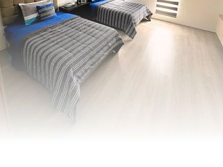 5BR, 3 FLR, SEMI-FURNISHED TOWNHOUSE AT BF HOMES PARANAQUE.