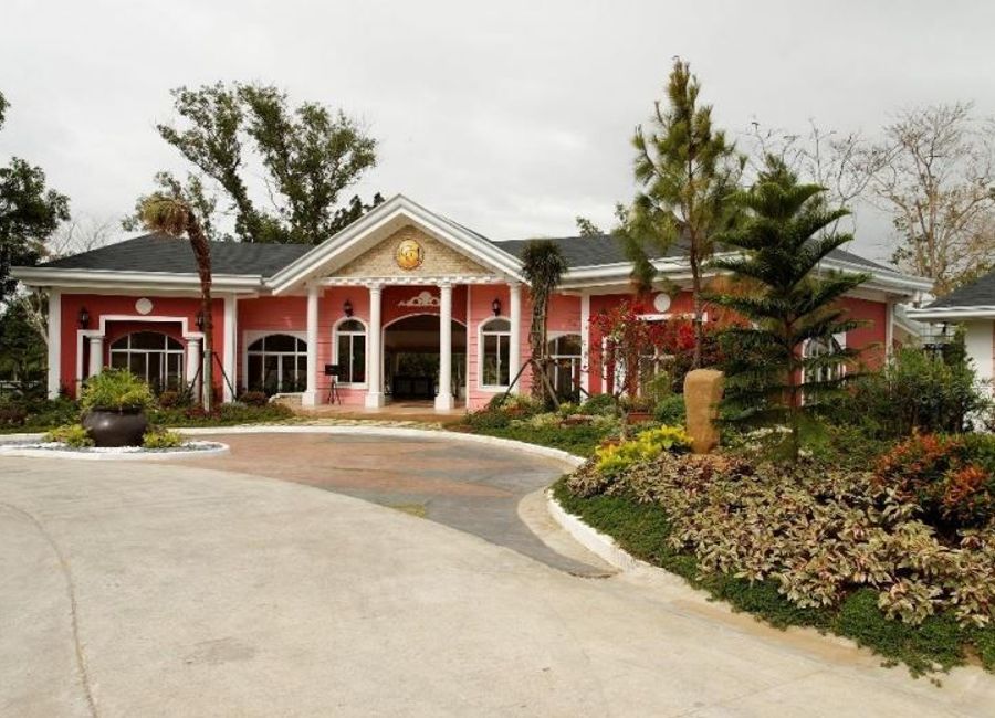 Georgia Club, Don Jose, Santa Rosa, Laguna image 2