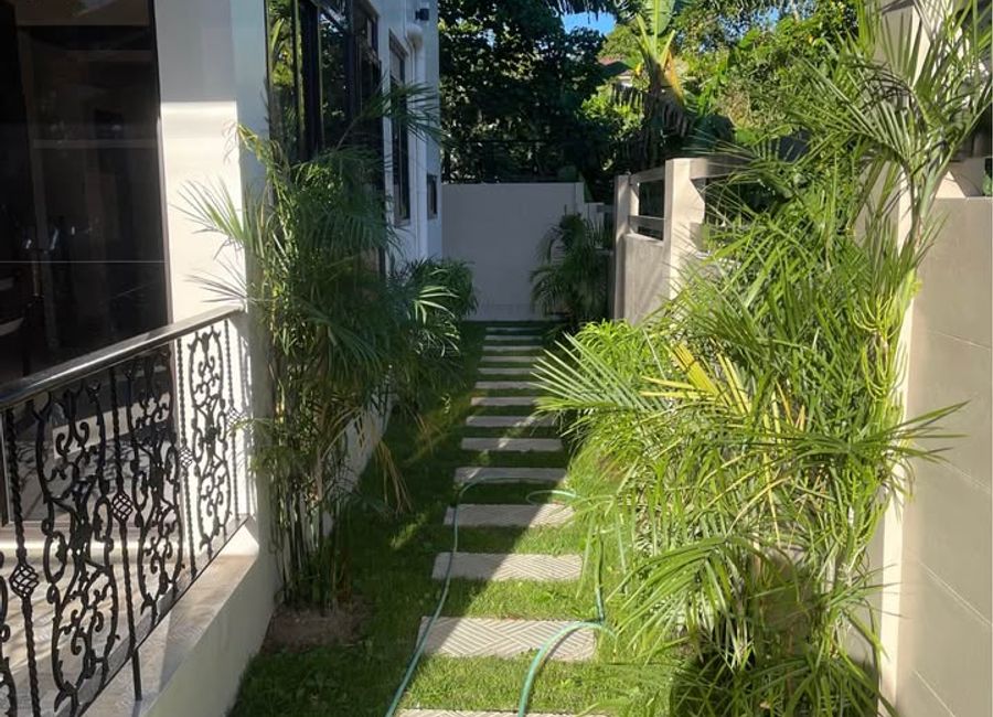 Kaybagal North, Tagaytay, Cavite image 2