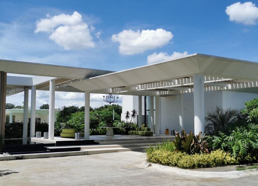 Southern Plains, Canlubang, Calamba, Laguna image 2