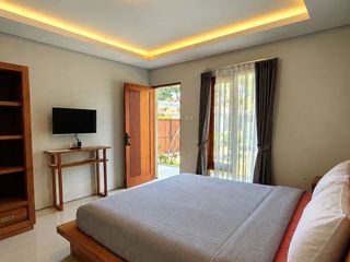 [AMR-215.DBG.B401] Monthly Rent Suite Room in Renon – Comfortable Living, Strategic Location!