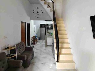 jual rumah mewah sama isi nya deket polda banten