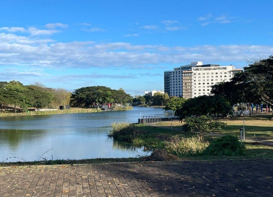 Lakeside Evozone East, Santo Domingo, Santa Rosa, Laguna image 2