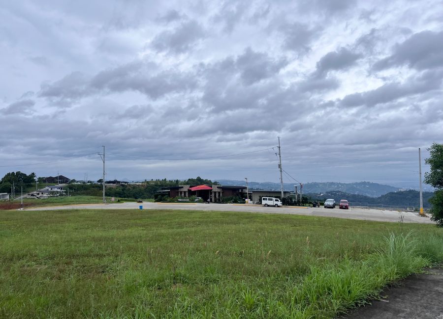 Forest Hills Avenue, Lower Tulakin, Bagong Nayon, Antipolo, Rizal image 2