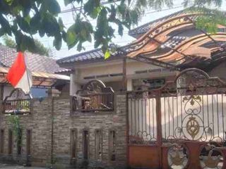 RUMAH ASRI JL KARYAWAN KARANG TIMUR TANGERANG