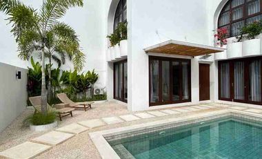 Jual VILLA 3 LANTAI, 2,5ARE view LAUT di Ungasan Kuta Selatan Badung Bali