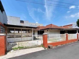 Hitung Tanah u Rumah Kos dg IMB 3 Lt dekat UPI Setiabudi