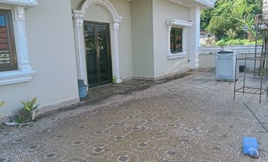 DIJUAL RUMAH