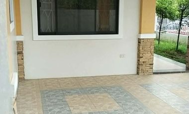 House and Lot for Sale in Iloilo City , Iloiolo , Philippines