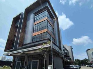 Ruko Crystal HOOK Hadap Jalan di Summarecon Bekasi