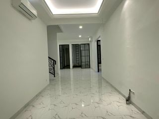 Dijual Rumah Brand New American Classic 2 Lantai di Sektor 5 Bintaro AF-16834